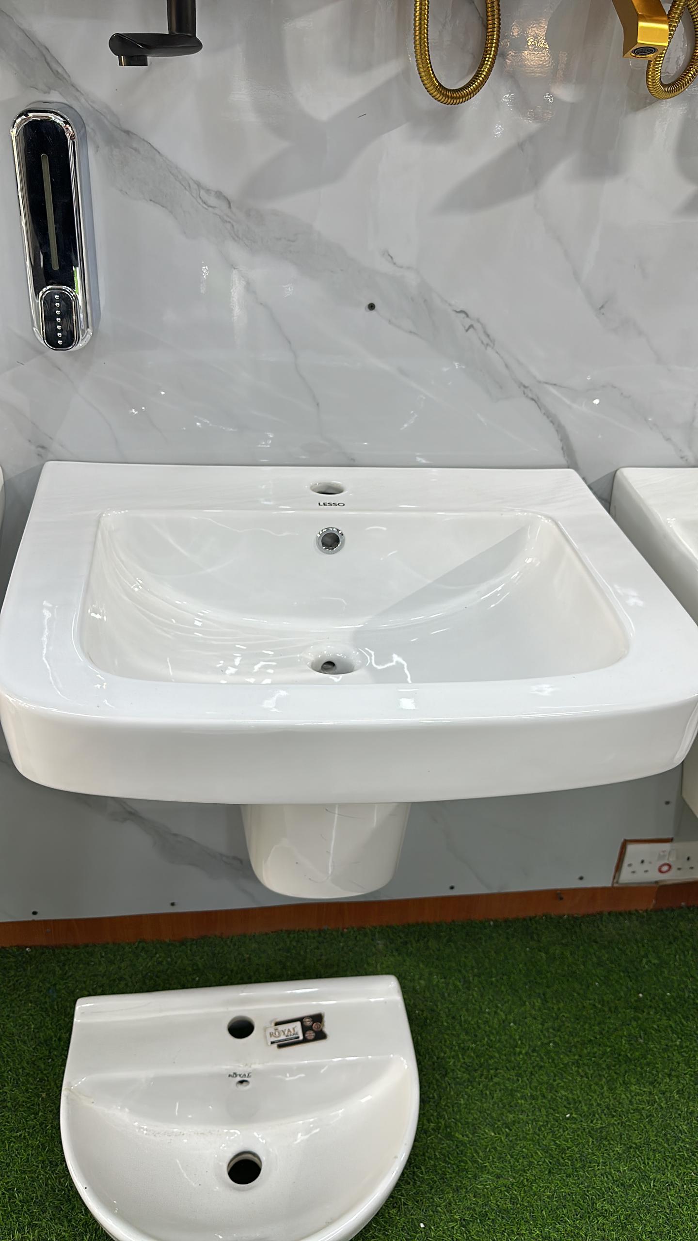 Wall-Hung Basin